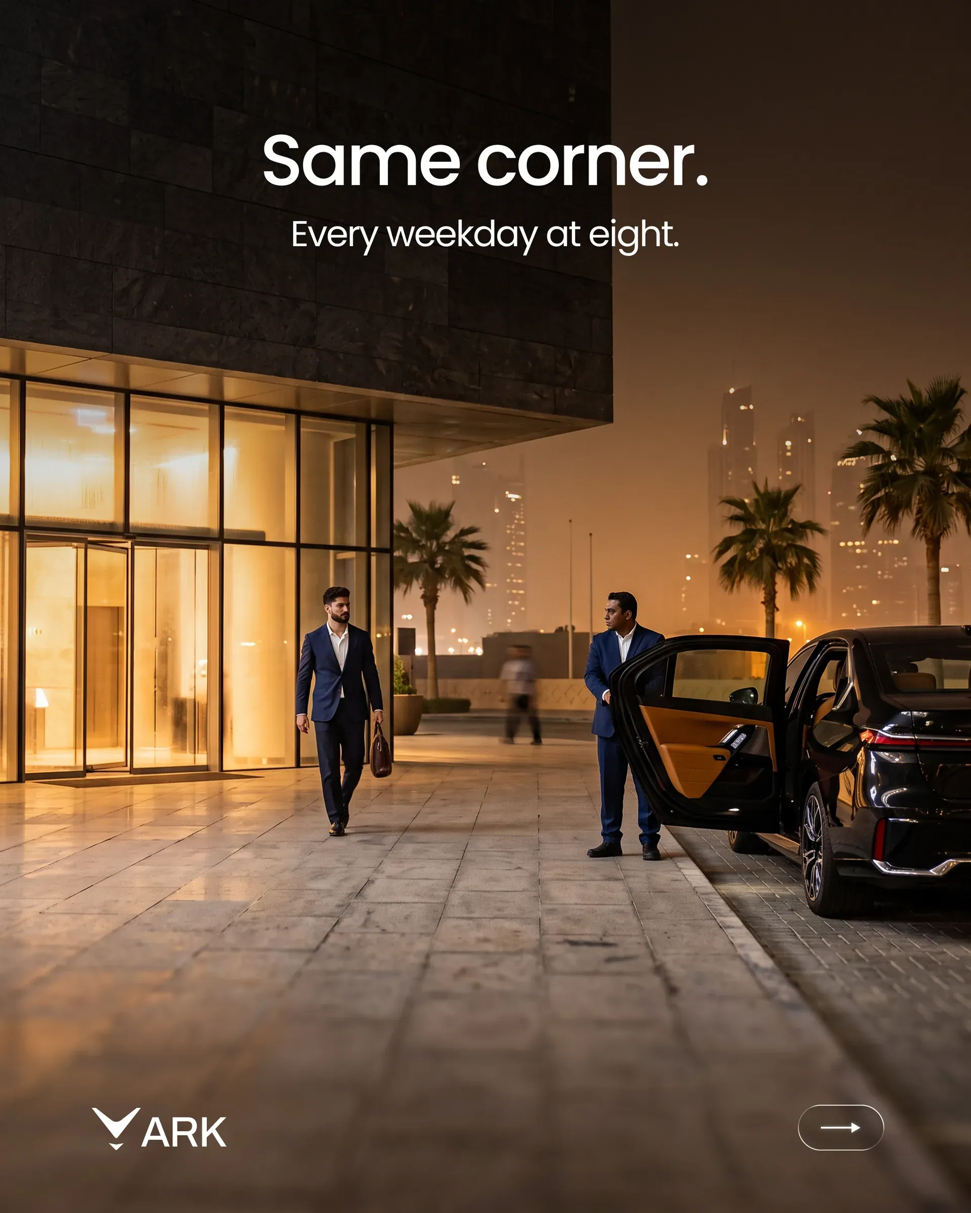 ARK kaydırmalı gönderisinin kapağı: “Same corner. Every weekday at eight.”, şoför kapıyı tutuyor