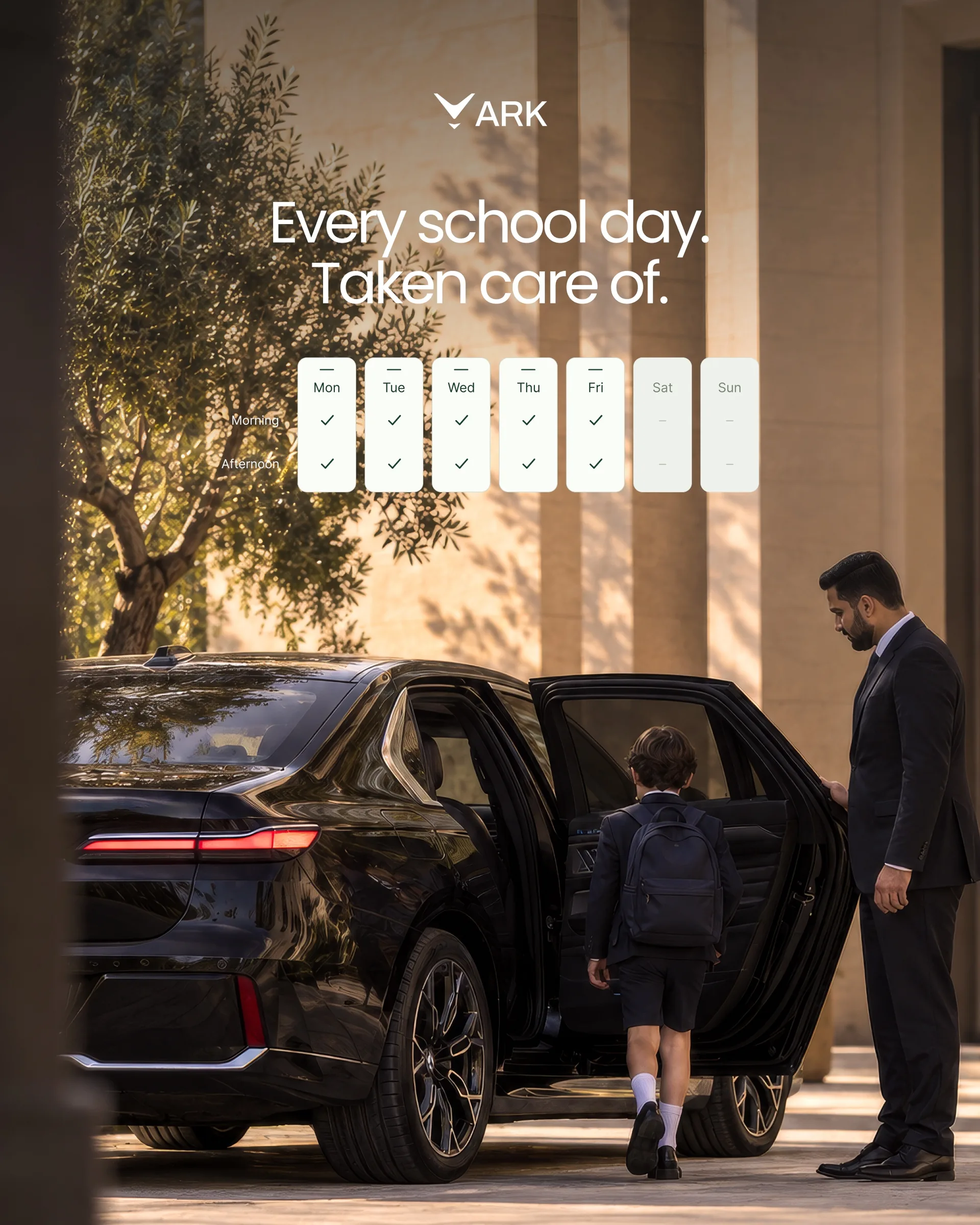 ARK gönderisi: “Every school day. Taken care of.”, şoför okul çantalı çocuğa kapıyı açıyor